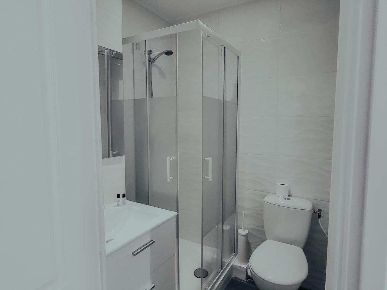 Suite Onega Lyon Exterior photo